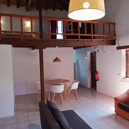 Вилла Quinta Do Lagar - Rural Retreat By The #8 *